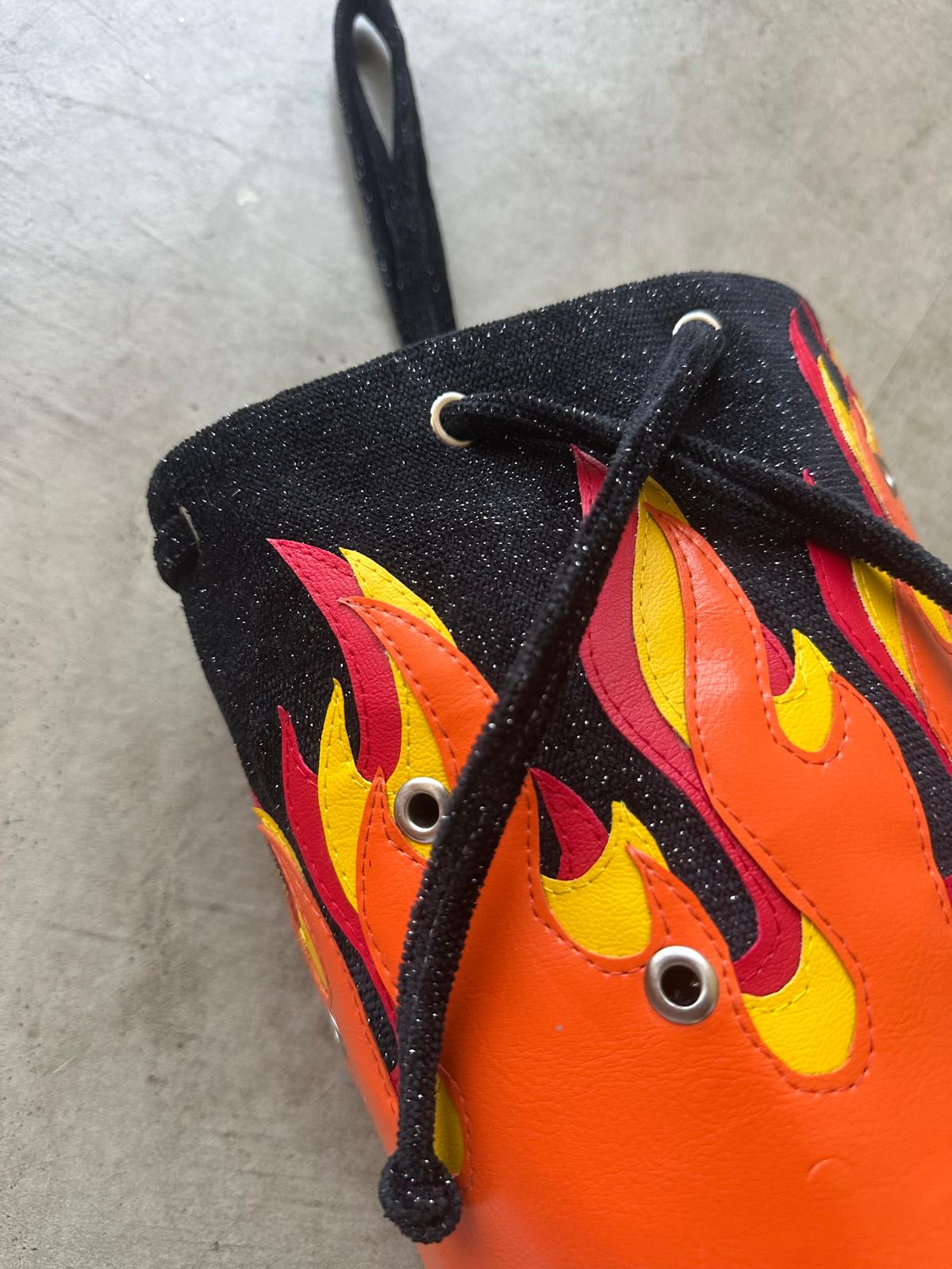 HEATWAVE BUCKET BAG